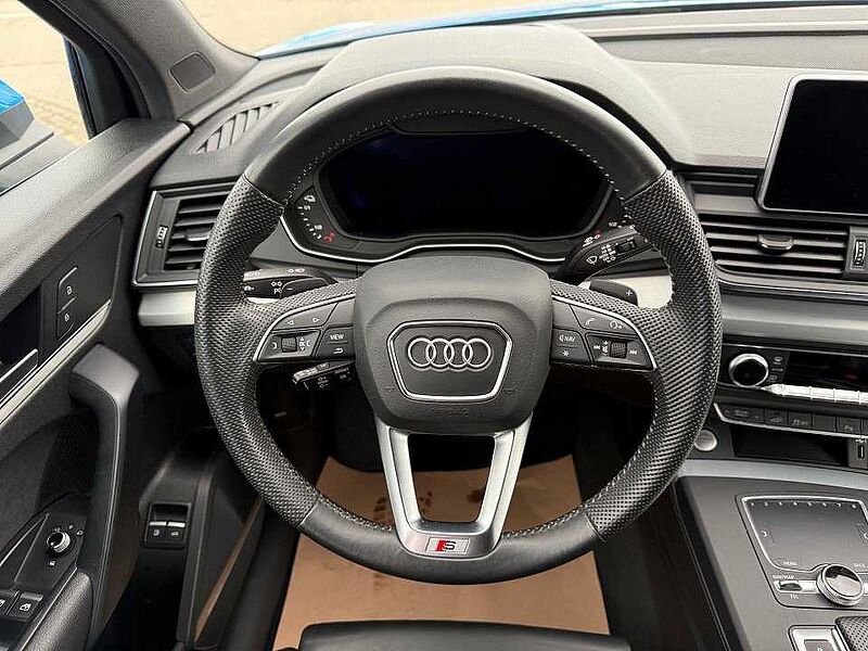 Audi Q5 55 TFSI e quattro S tronic