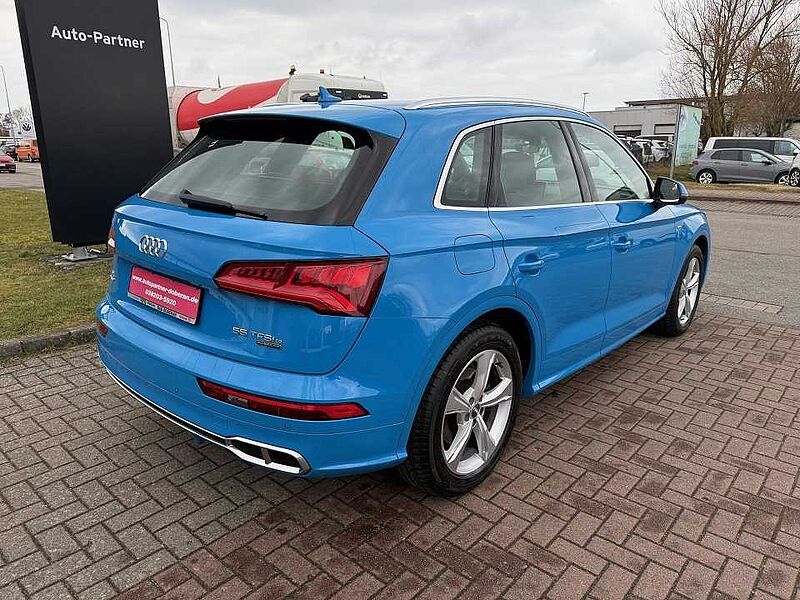 Audi Q5 55 TFSI e quattro S tronic