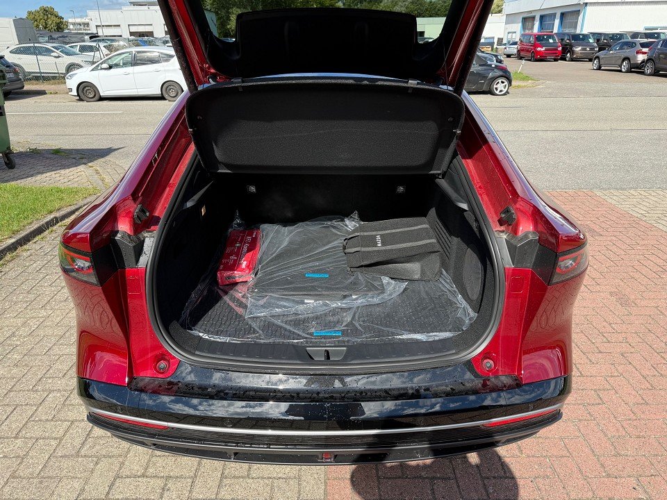 Fahrzeugabbildung Mazda 6E EV 258ps Takumi Plus