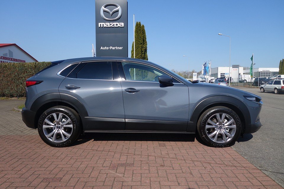 Fahrzeugabbildung Mazda CX-30 SKYACTIV-G 2.0 6GS AL-SELECTION A18 DES-P