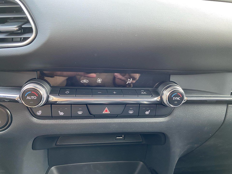 Fahrzeugabbildung Mazda CX-30 SKYACTIV-G 2.0 6GS AL-SELECTION A18 DES-P