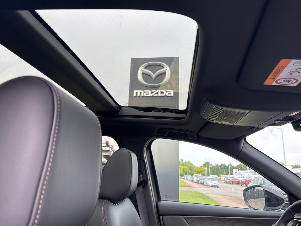 Fahrzeugabbildung Mazda CX-60 2.5L e-SKYACTIV PHEV 327ps Homura Plus BLOP