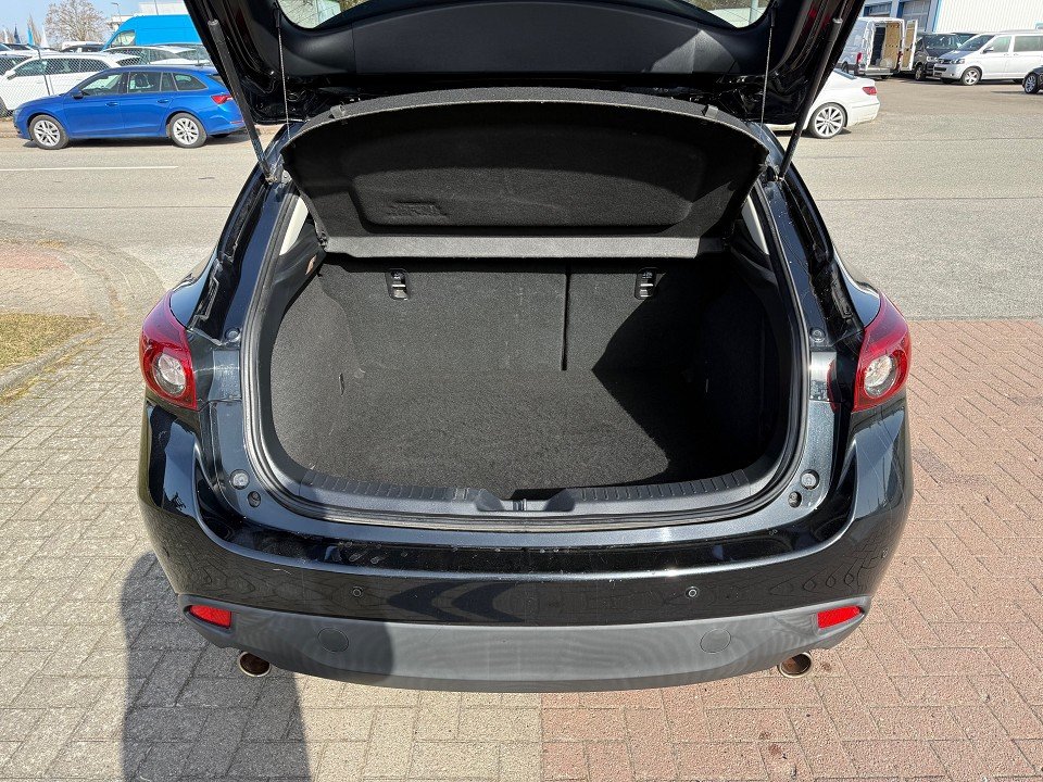 Fahrzeugabbildung Mazda 3 SKYACTIV-G 120 6GS AL-SPORTS NAV