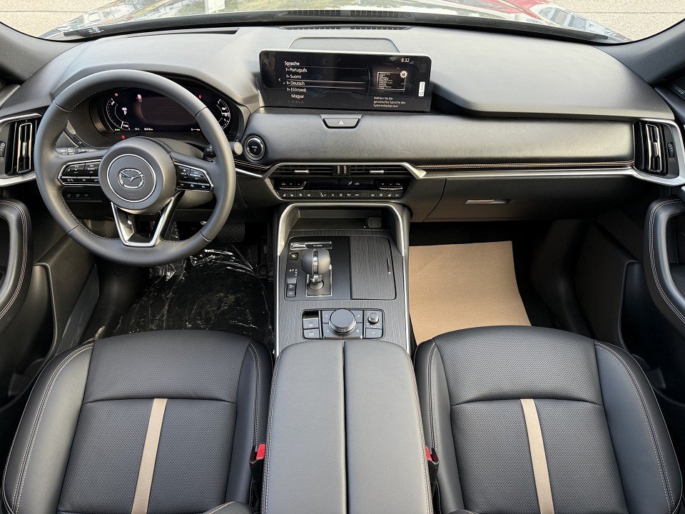 Fahrzeugabbildung Mazda CX-60 MJ26 2.5L e-SKYACTIV PHEV 327ps Homura Plus BLOP