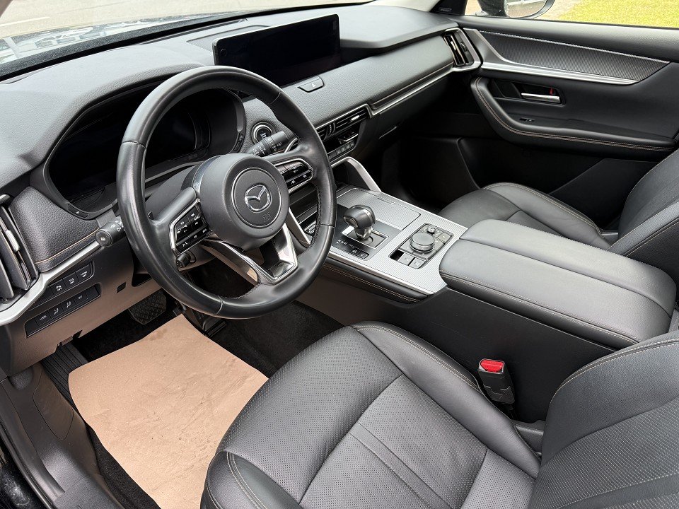 Fahrzeugabbildung Mazda CX-60 e-SKYACTIV-D 254 HOMURA P-GSD DA-P CON-P PRE-COM-P