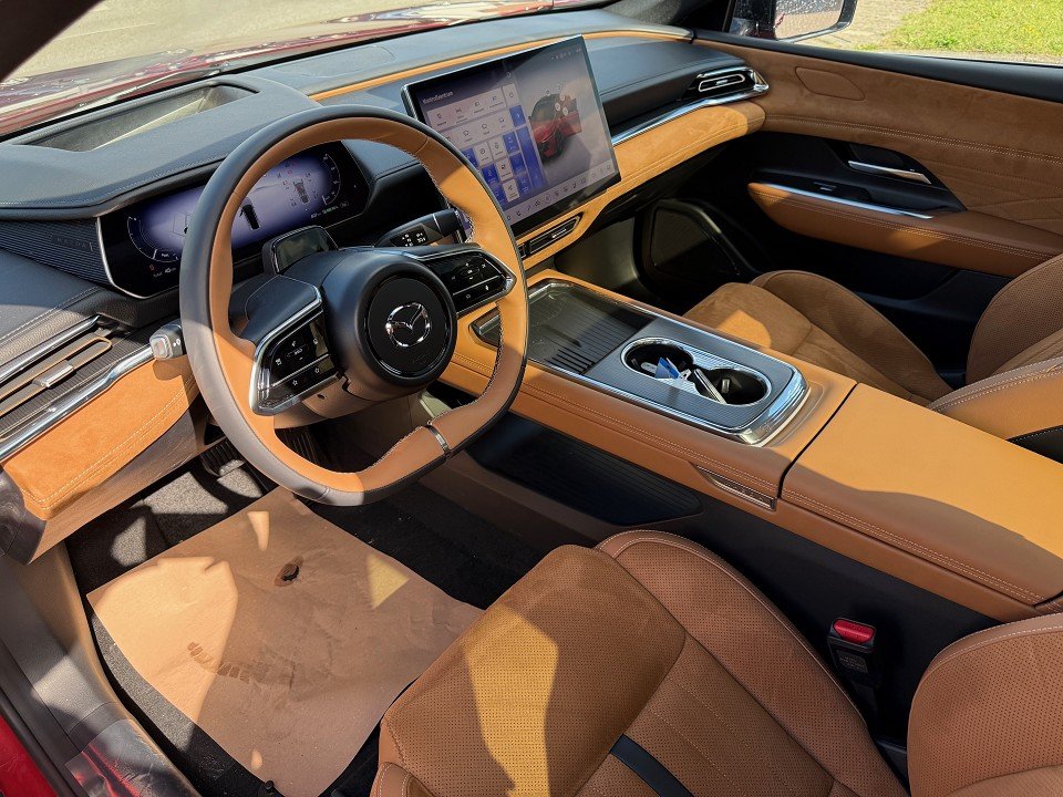 Fahrzeugabbildung Mazda 6E EV 258ps 1AT RWD Takumi Plus