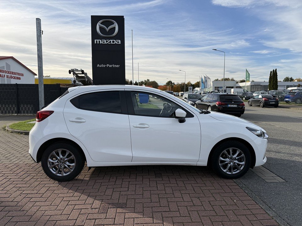 Fahrzeugabbildung Mazda 2 SKYACTIV-G 90 6AG AL-EXCLUSIVE TOU-P1 NAV