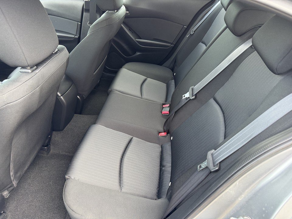 Fahrzeugabbildung Mazda 3 SKYACTIV-G 100 6GS AL-PRIME