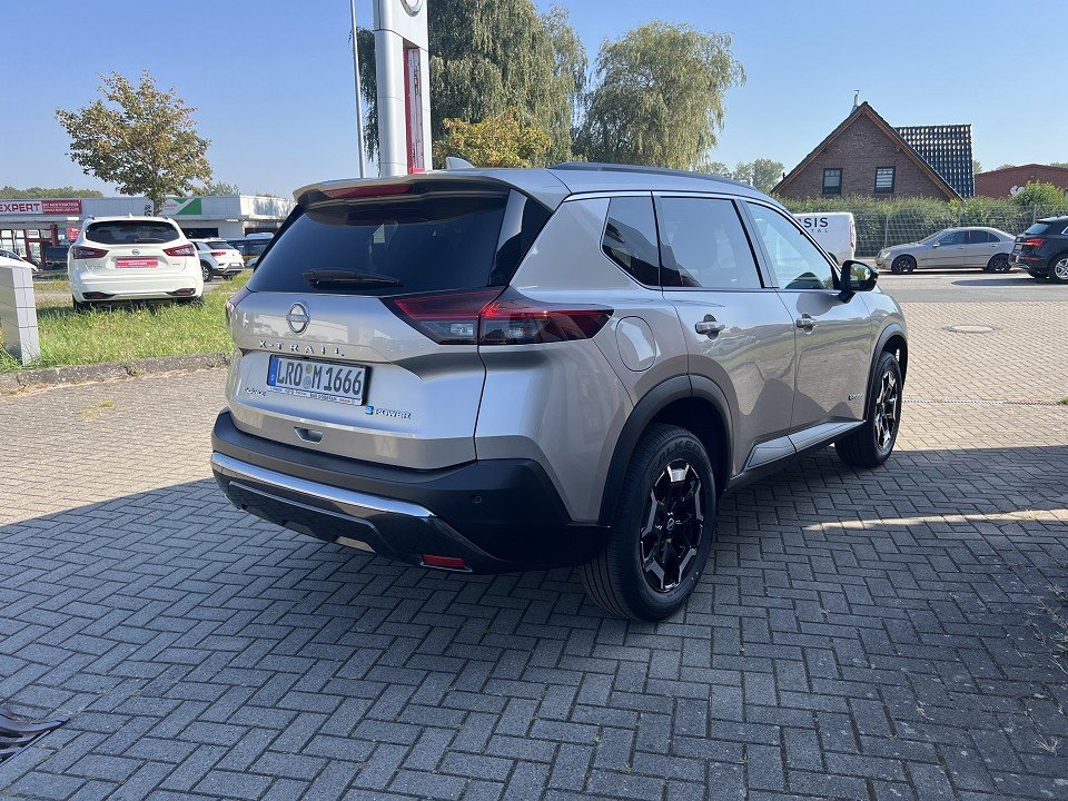 Fahrzeugabbildung Nissan X-TRAIL 1.5 VC-T e-4ORCE 4x4 N-Trek 5 Sitze