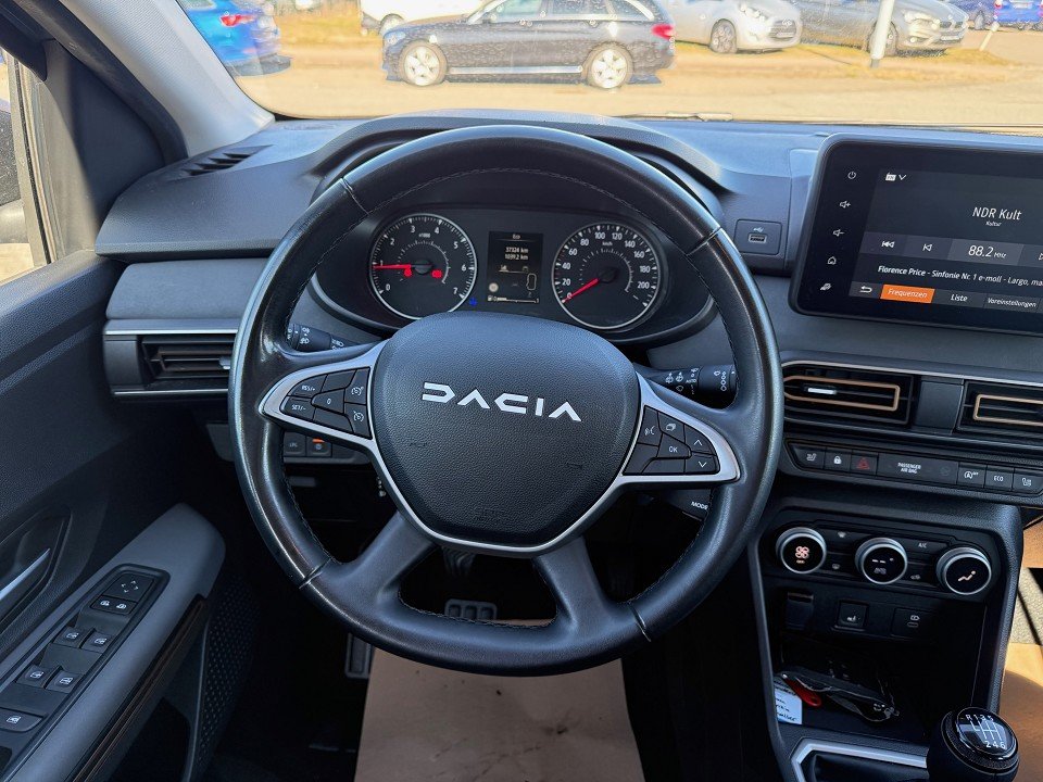 Fahrzeugabbildung Dacia Sandero Stepway Extreme+