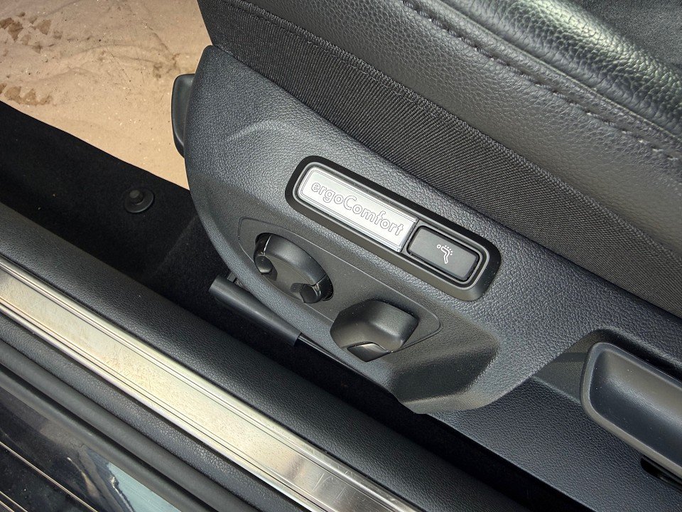 Fahrzeugabbildung Volkswagen Arteon Elegance 4Motion