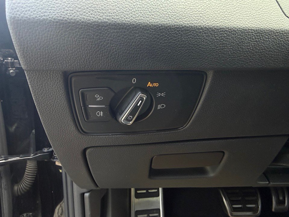 Fahrzeugabbildung Volkswagen Arteon Elegance 4Motion