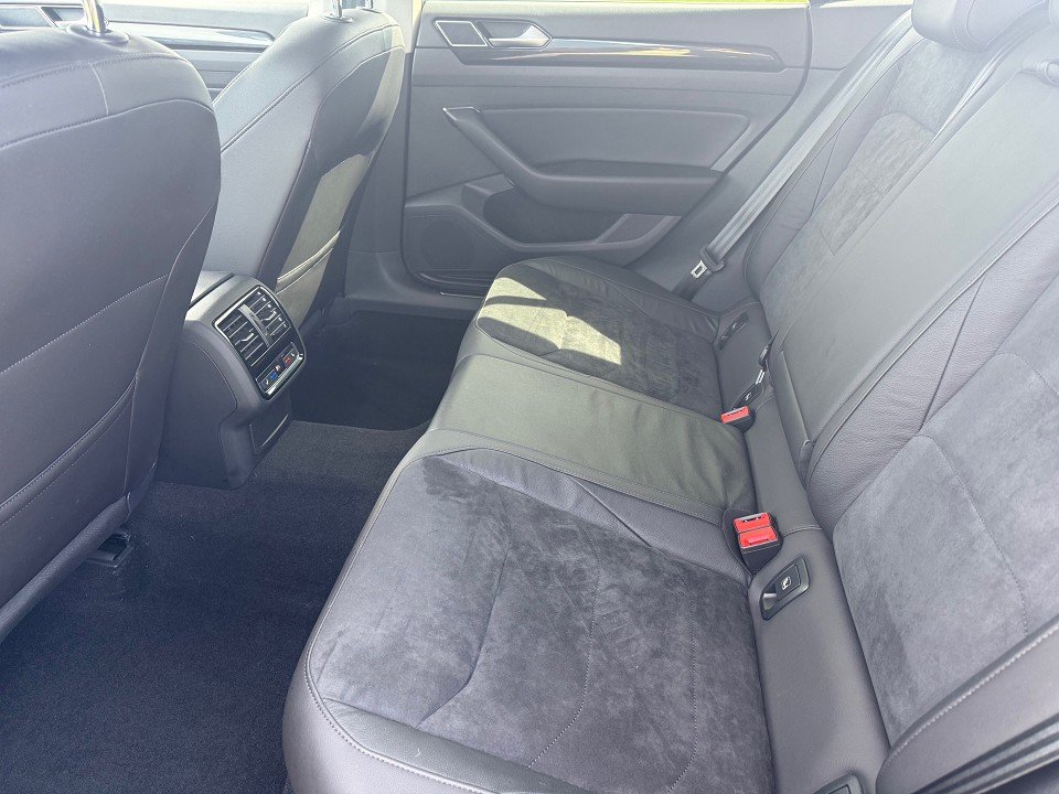 Fahrzeugabbildung Volkswagen Arteon Elegance 4Motion