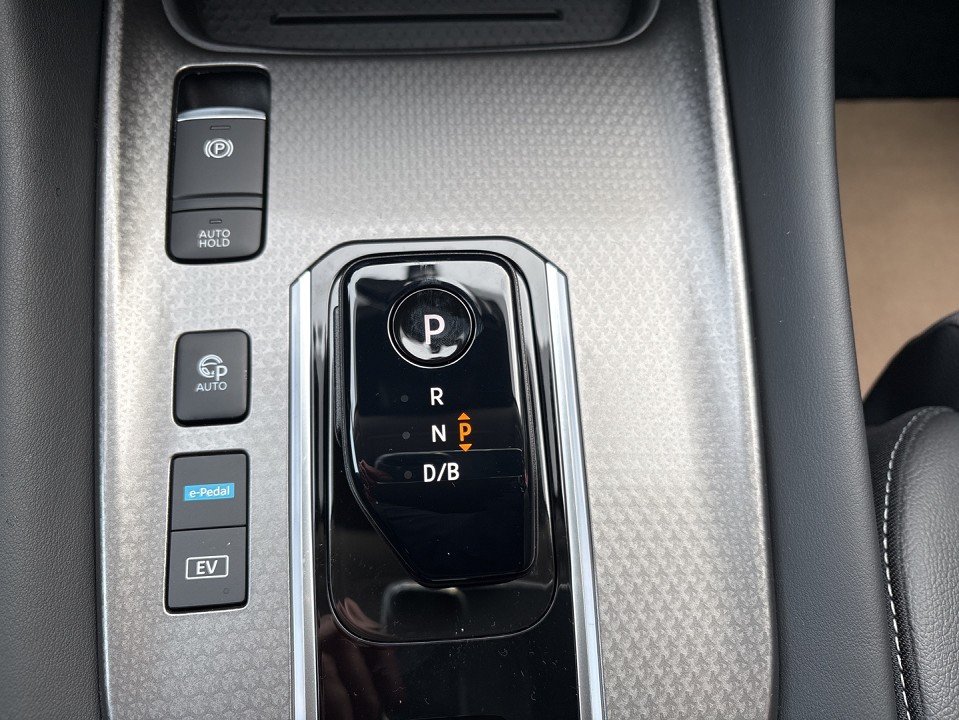 Fahrzeugabbildung Nissan QASHQAI 1.5 VC-T e-POWER 190PS N-Connecta Winter Komfort