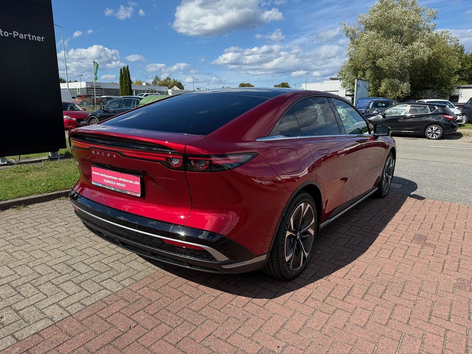 Fahrzeugabbildung Mazda 6E EV 258ps 1AT Takumi Plus