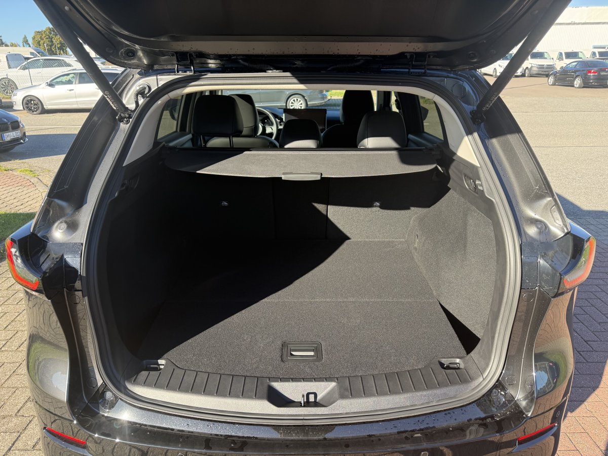 Fahrzeugabbildung Mazda CX-5 2.5L e-SKYACTIV G 141ps 6AT FWD Homura BLOP