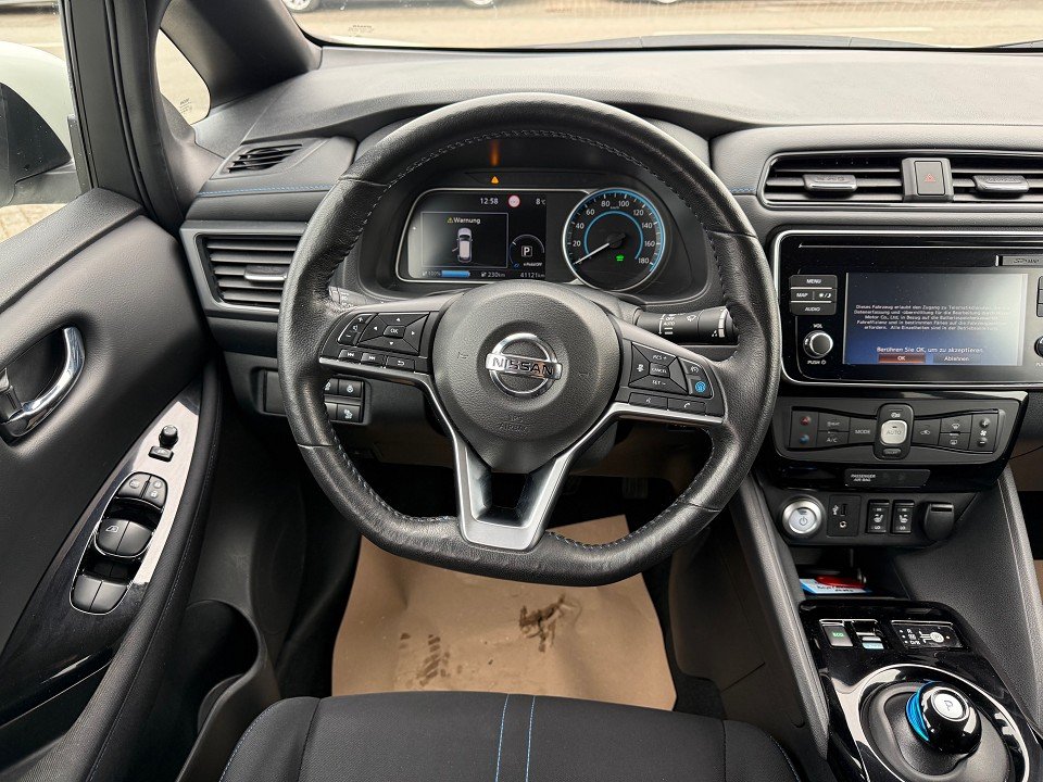 Fahrzeugabbildung Nissan LEAF 40kWh N-Connecta Winter LED ProPilot