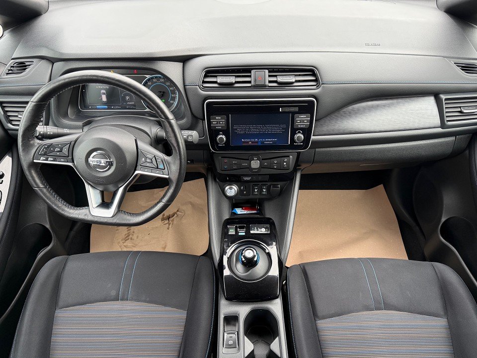 Fahrzeugabbildung Nissan LEAF 40kWh N-Connecta Winter LED ProPilot