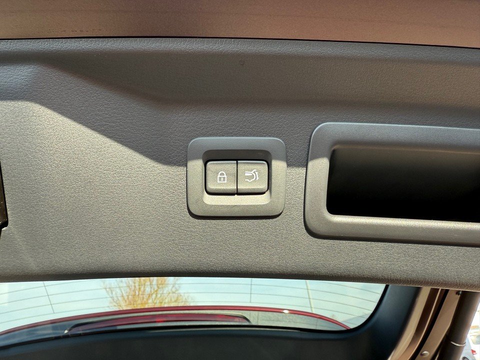 Fahrzeugabbildung Mazda CX-80 3.3L e-SKYACTIV D 254ps Homura Plus CAHO