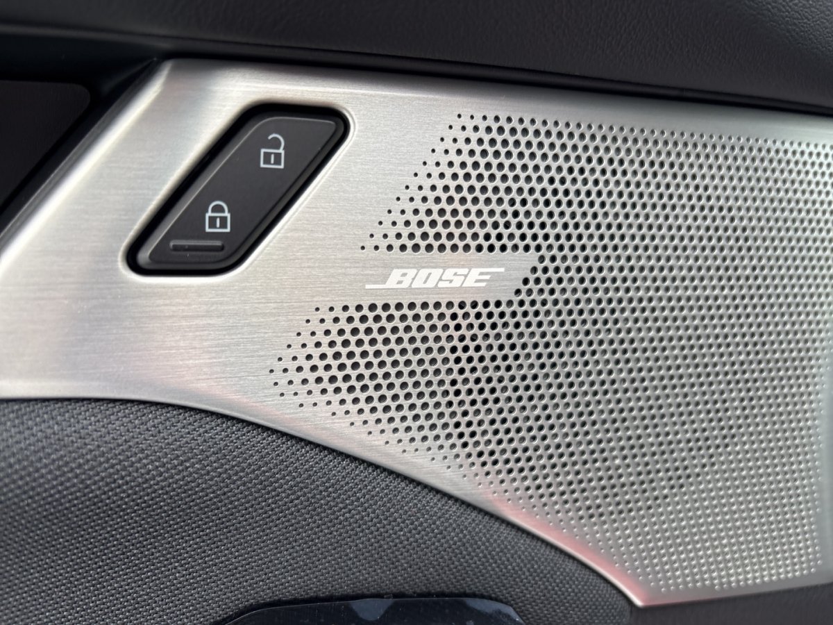 Fahrzeugabbildung Mazda 3 2.5L e-SKYACTIV G 140ps