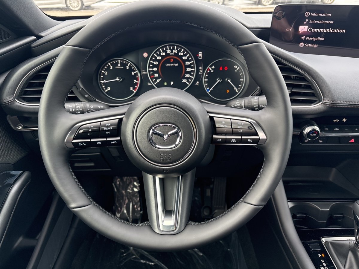 Fahrzeugabbildung Mazda 3 2.5L e-SKYACTIV G 140ps