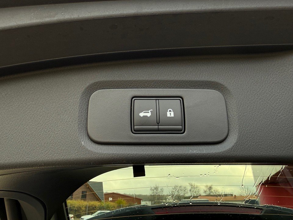 Fahrzeugabbildung Nissan QASHQAI MY24 1.5 VC-T e-POWER 190PS 4x2 Tekna AHK