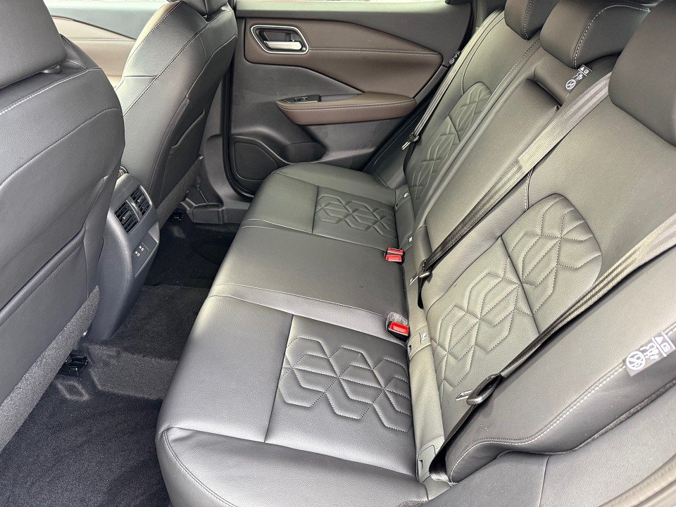 Fahrzeugabbildung Nissan QASHQAI MY24 1.5 VC-T e-POWER 190PS 4x2 Tekna AHK