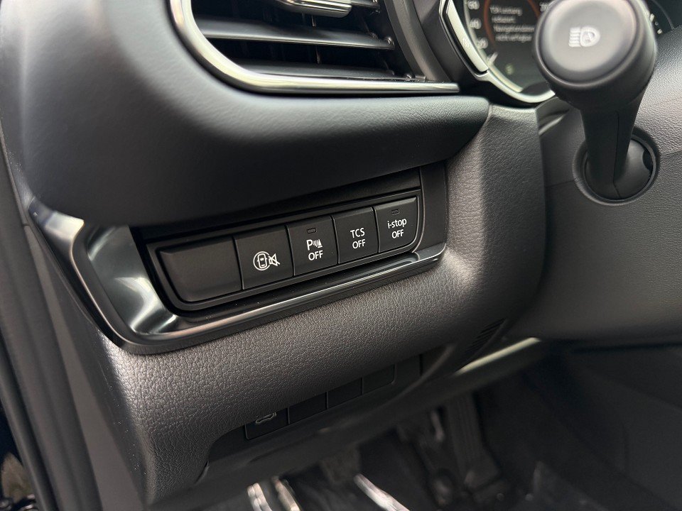 Fahrzeugabbildung Mazda CX-30 2.5L e-SKYACTIV G 140ps 6MT Homura