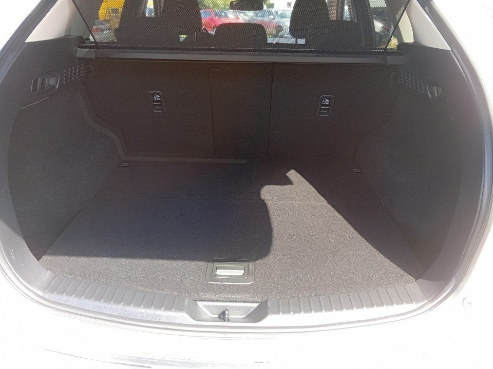 Fahrzeugabbildung Mazda CX-5 2.5L SKYACTIV G 194ps 6AT FWD ADVANTAGE