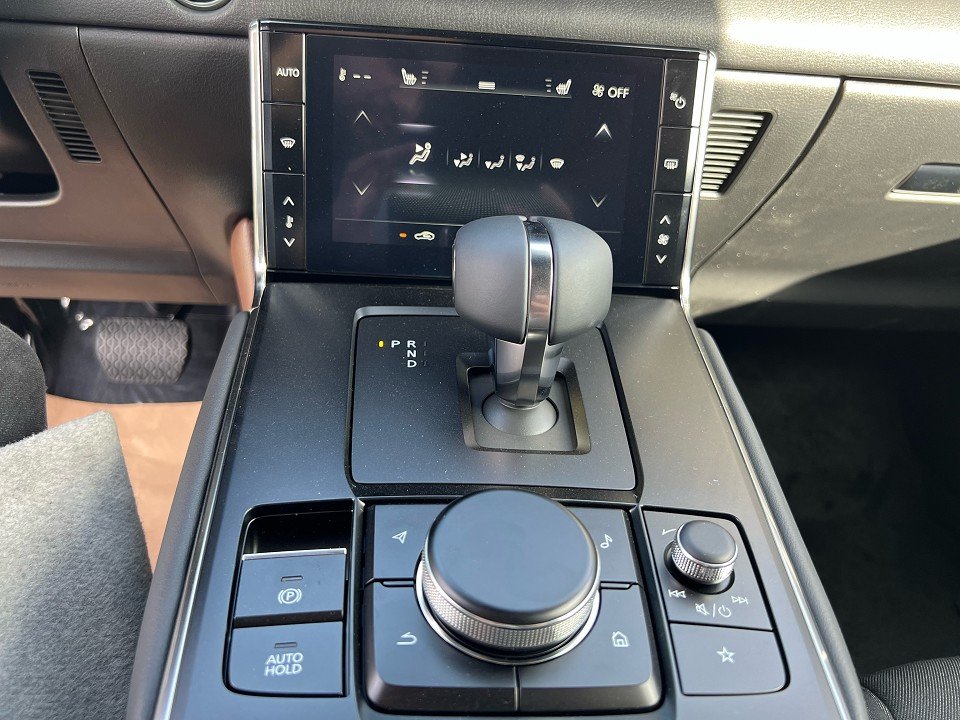 Fahrzeugabbildung Mazda MX-30 e-SKYACTIV EV 145PS ADVANTAGE IV