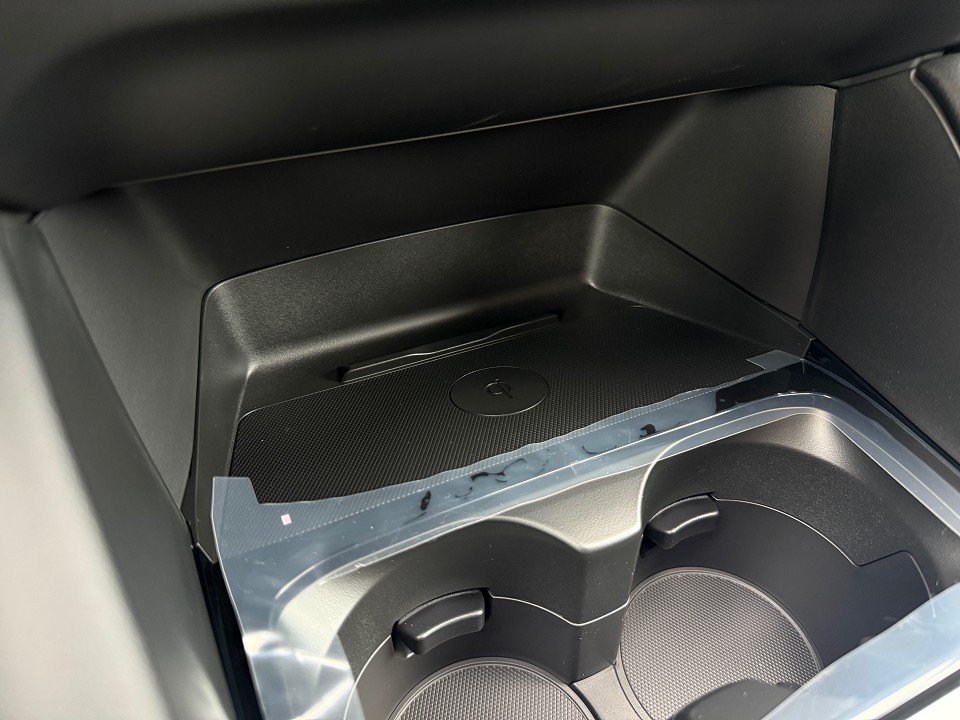 Fahrzeugabbildung Mazda 3 2.5L e-SKYACTIV G 140ps 6AT Homura