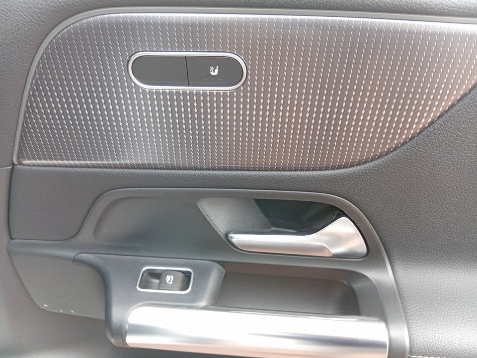 Fahrzeugabbildung Mercedes-Benz B220d 4Matic