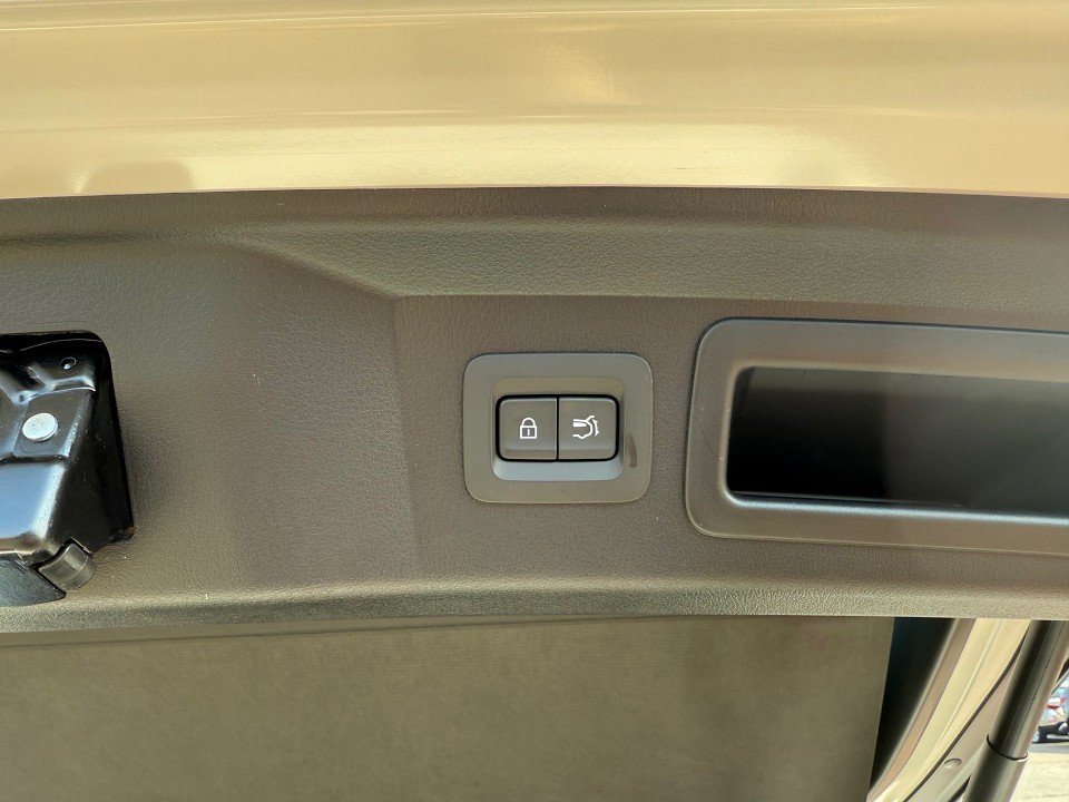 Fahrzeugabbildung Mazda CX-60 3.3L e-SKYACTIV D 254ps AWD Homura Plus