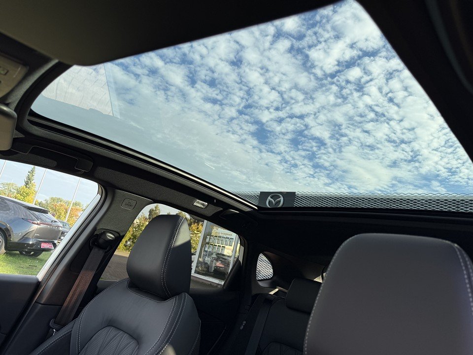 Fahrzeugabbildung Nissan QASHQAI 1.3 DIG-T 158PS Xtronic Tekna Premium Paket