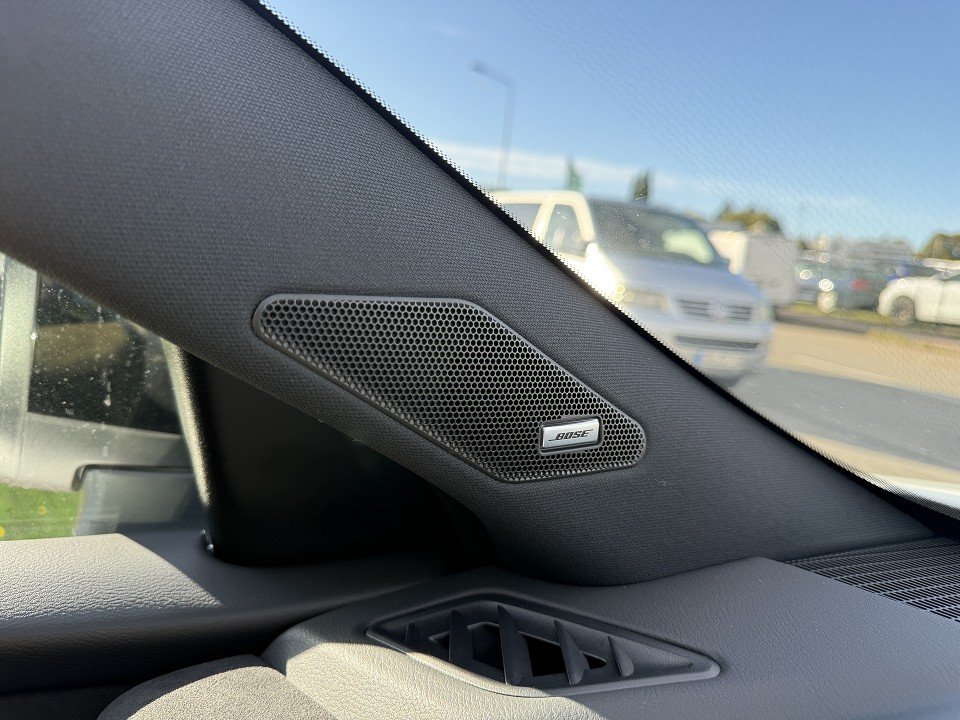 Fahrzeugabbildung Nissan QASHQAI 1.3 DIG-T 158PS Xtronic Tekna Premium Paket