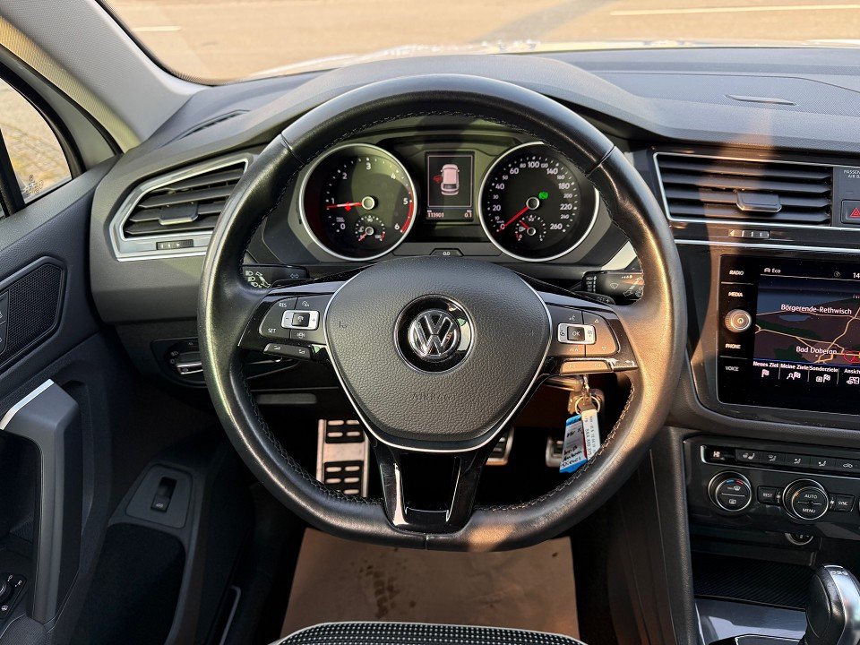 Fahrzeugabbildung Volkswagen Tiguan OFFROAD Start-Stopp 4Motion