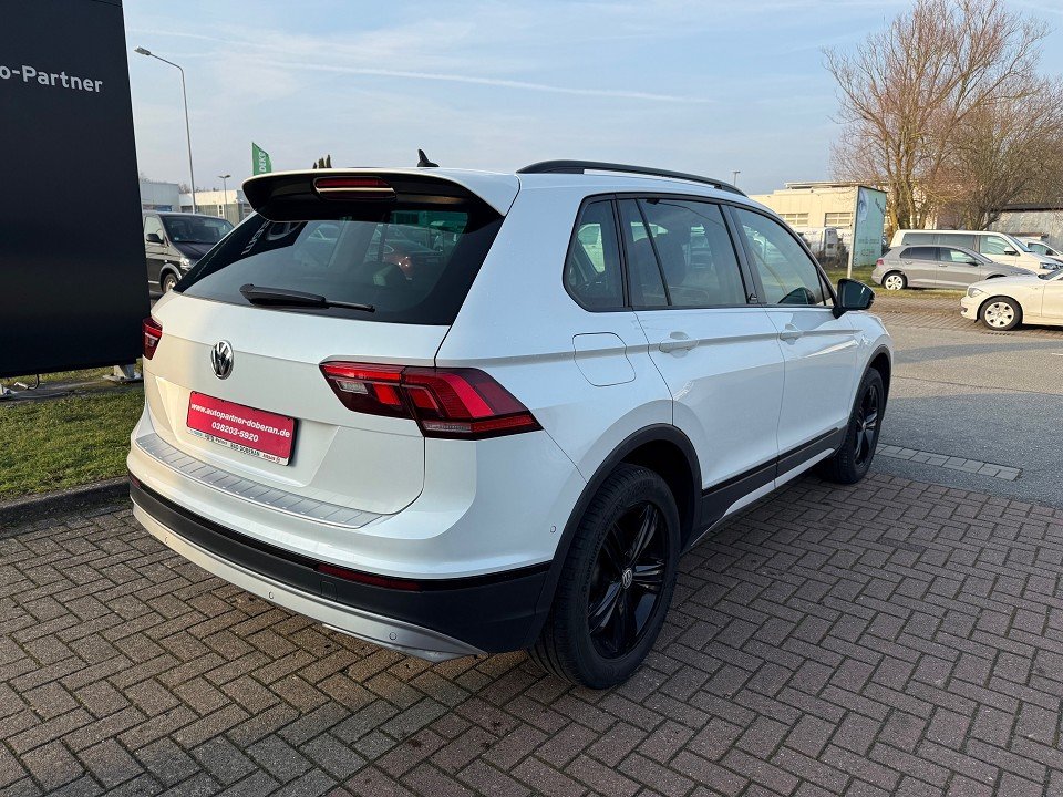Fahrzeugabbildung Volkswagen Tiguan OFFROAD Start-Stopp 4Motion