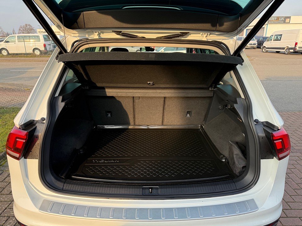 Fahrzeugabbildung Volkswagen Tiguan OFFROAD Start-Stopp 4Motion