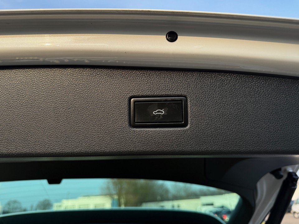 Fahrzeugabbildung Volkswagen Tiguan OFFROAD Start-Stopp 4Motion