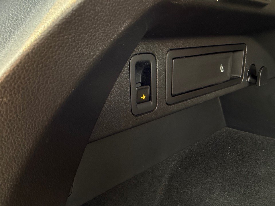 Fahrzeugabbildung Volkswagen Tiguan OFFROAD Start-Stopp 4Motion