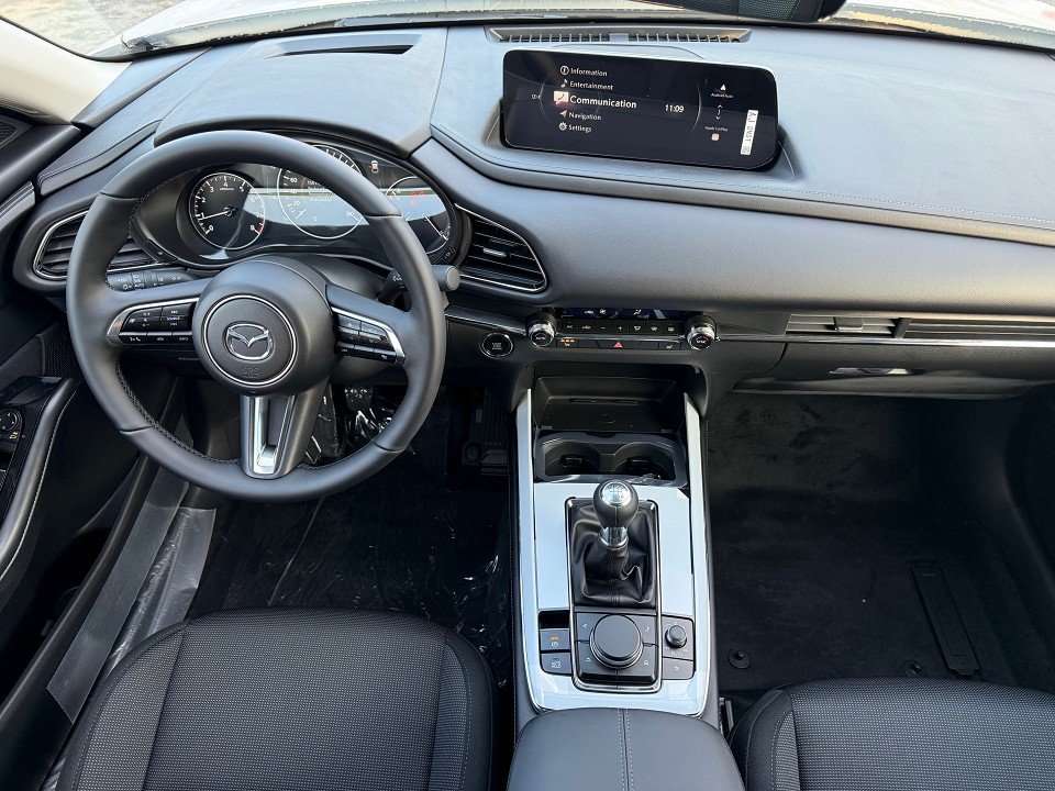 Fahrzeugabbildung Mazda CX-30 2.5L e-SKYACTIV G 140ps 6MT Centre-Line DESI