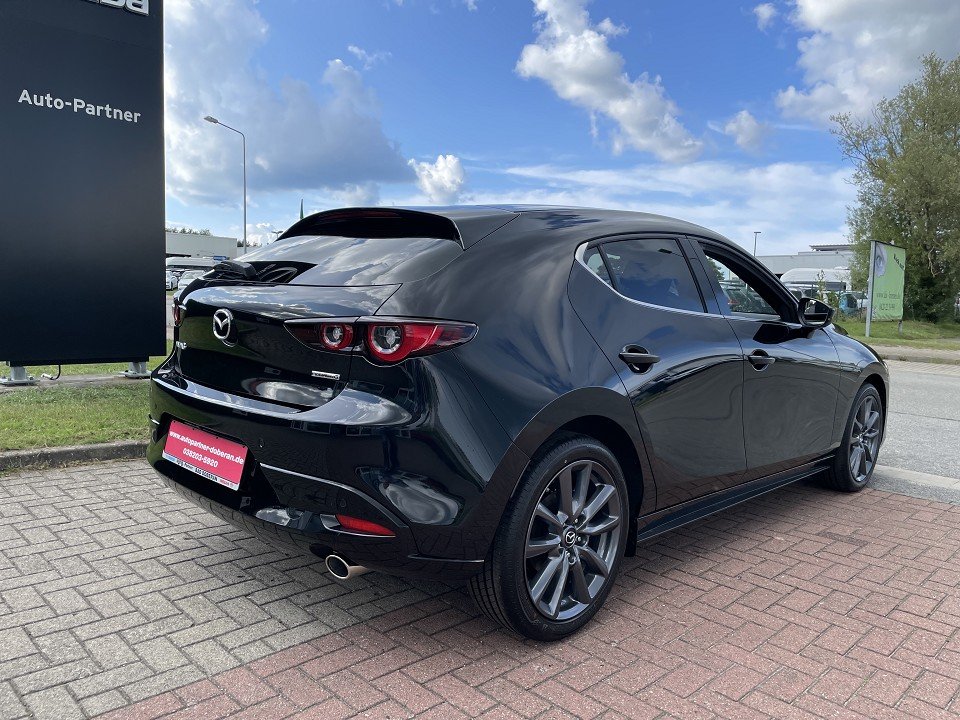 Fahrzeugabbildung Mazda 3 2.0L e-SKYACTIV G 150ps Exclusive-line DASO DESI