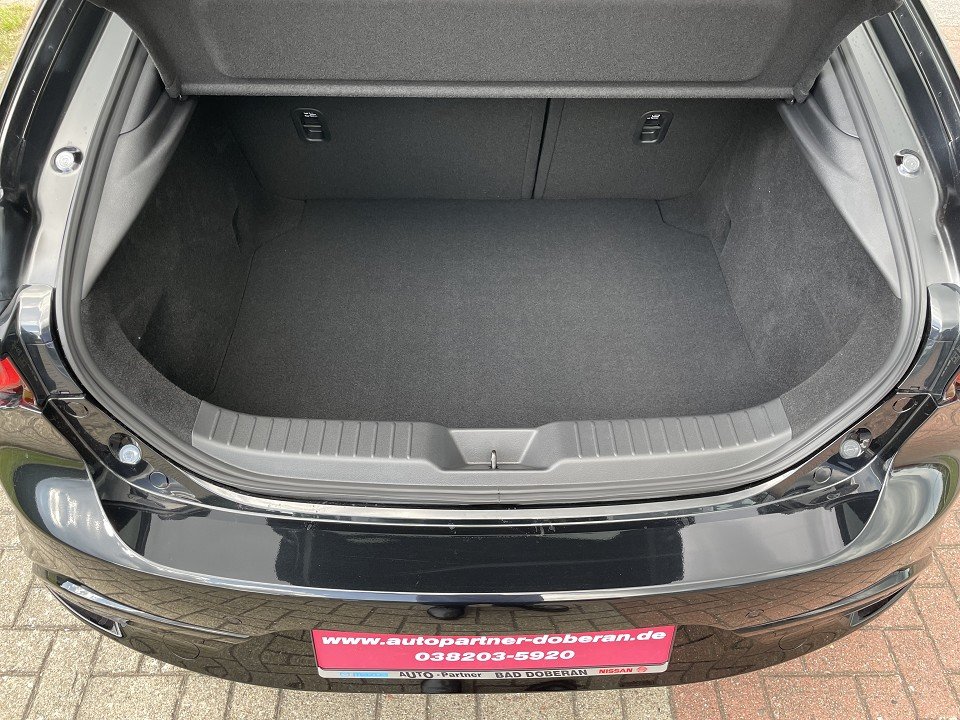 Fahrzeugabbildung Mazda 3 2.0L e-SKYACTIV G 150ps Exclusive-line DASO DESI