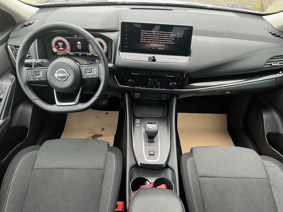 Fahrzeugabbildung Nissan QASHQAI 1.3 DIG-T MHEV Xtronic N-Connecta Winter Business