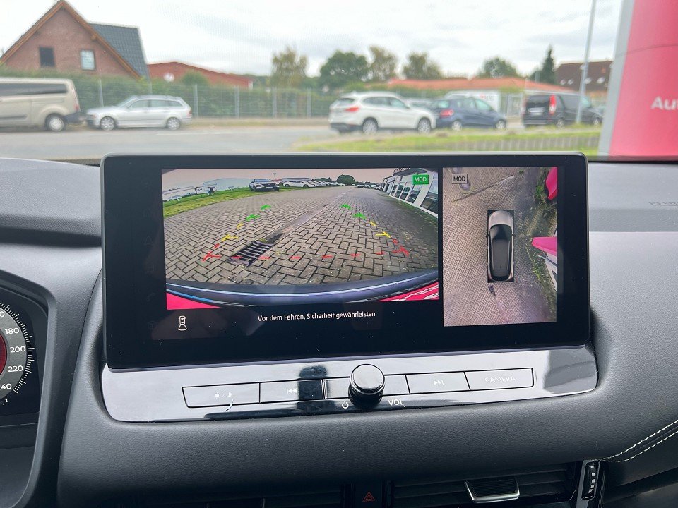 Fahrzeugabbildung Nissan QASHQAI 1.3 DIG-T MHEV Xtronic N-Connecta Winter Business