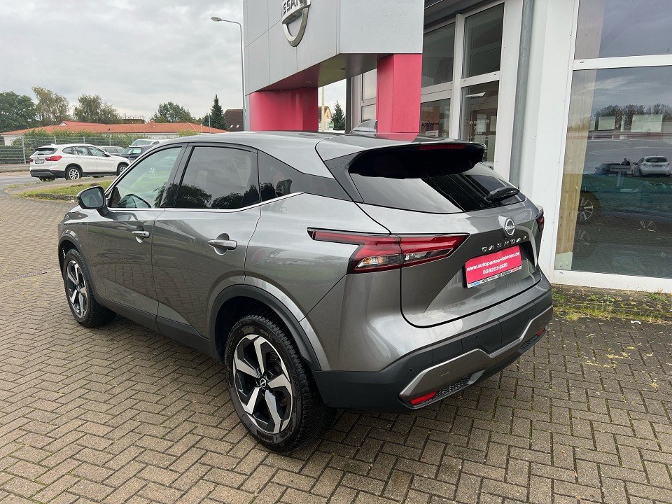 Fahrzeugabbildung Nissan QASHQAI 1.3 DIG-T MHEV Xtronic N-Connecta Winter Business