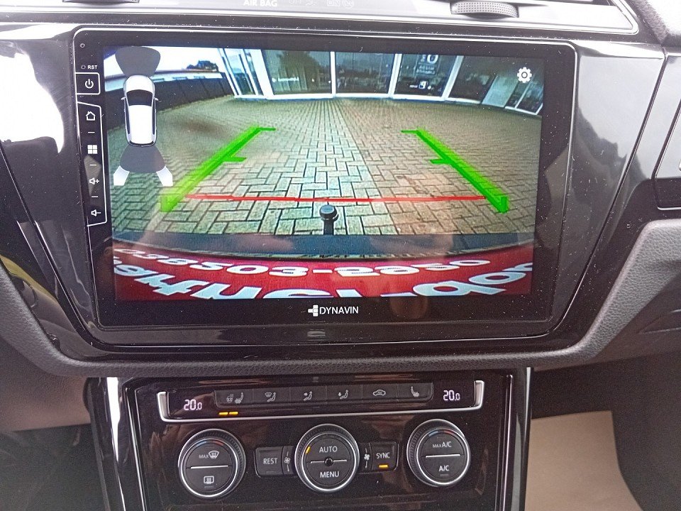 Fahrzeugabbildung Volkswagen Touran Highline BMT/Start-Stopp