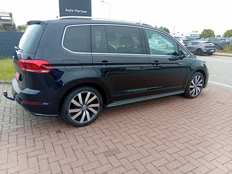 Fahrzeugabbildung Volkswagen Touran Highline BMT/Start-Stopp