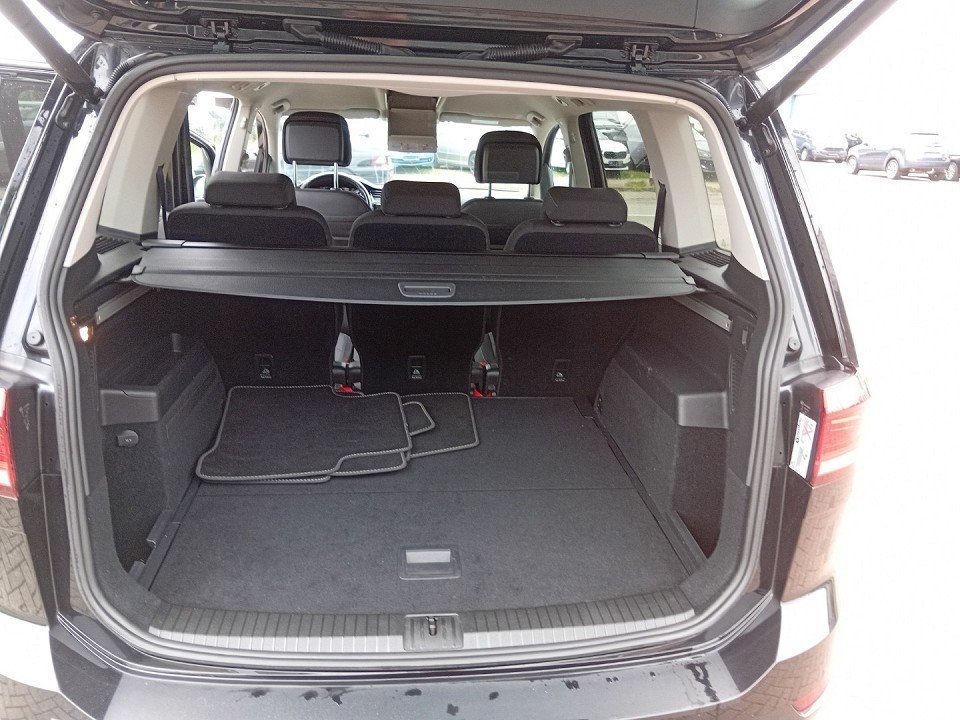 Fahrzeugabbildung Volkswagen Touran Highline BMT/Start-Stopp