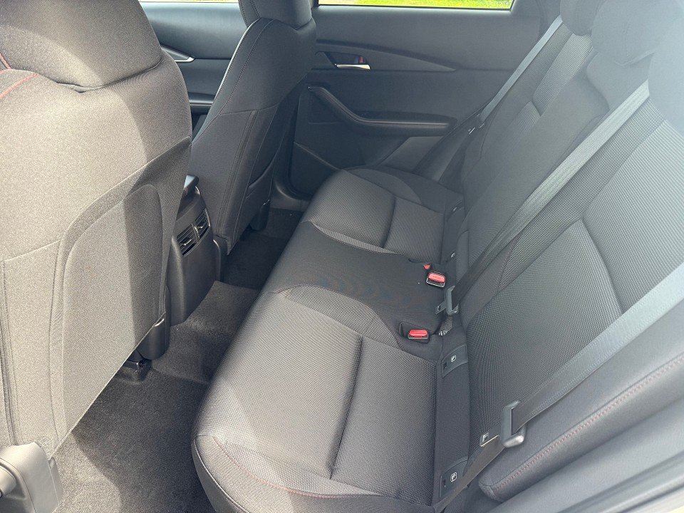 Fahrzeugabbildung Mazda CX-30 2.5L e-SKYACTIV G 140ps 6AT Homura